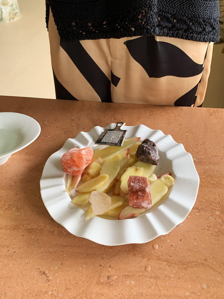 Ruffles Cake Plate