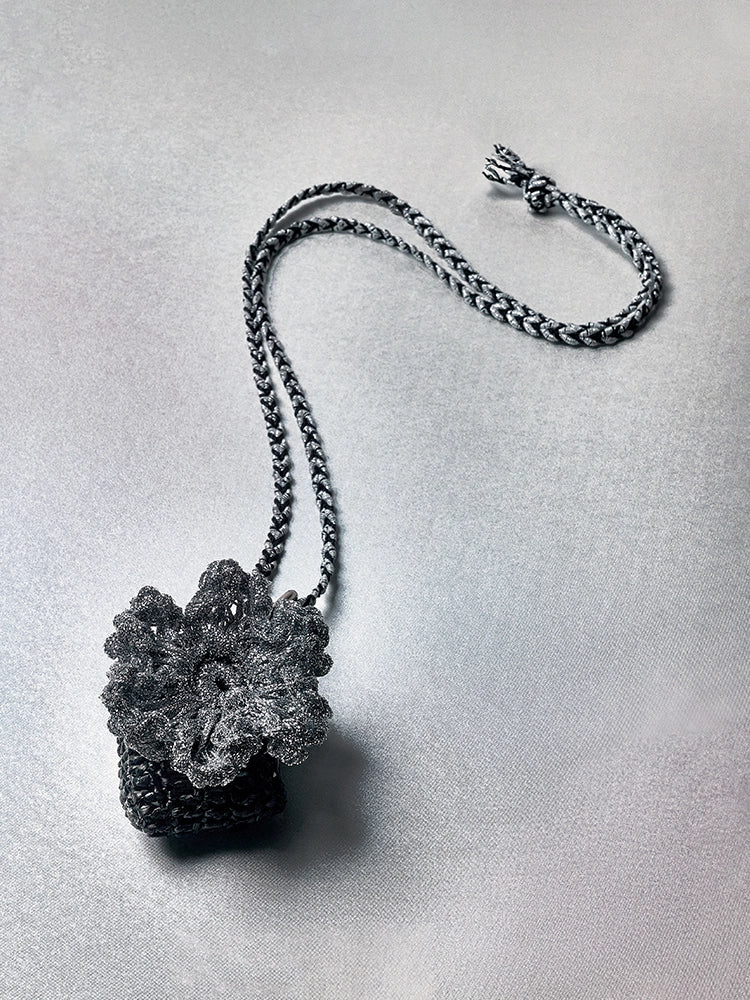 Your Earbuds‘ Cozy Sweater - Handmade Floral Charm for AirPods Pro