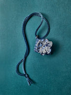 Your Earbuds‘ Cozy Sweater - Handmade Floral Charm for AirPods Pro
