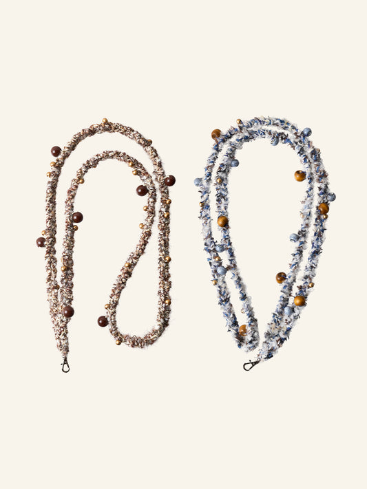 Autumn‘s Tiny Harvest – A Playful Braided Phone Strap with Pom-Pom Charms