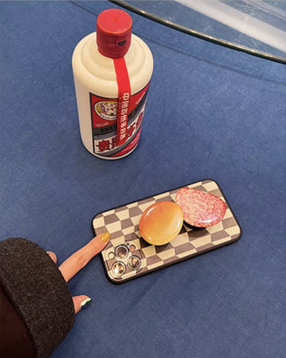 Egg-shaped phone stand