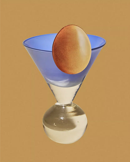 Egg-shaped phone stand
