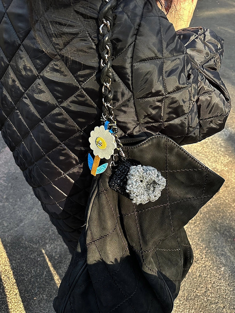 Your Earbuds‘ Cozy Sweater - Handmade Floral Charm for AirPods Pro