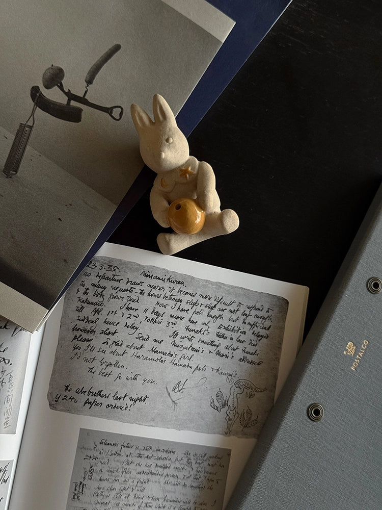 A Peaceful Gift from the Moon – “Moon Rabbit” Ceramic Incense Burner