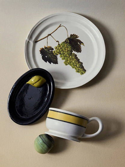 The “Buttercream Ribbon” Mug – A Cozy, All-Day Ceramic Cup