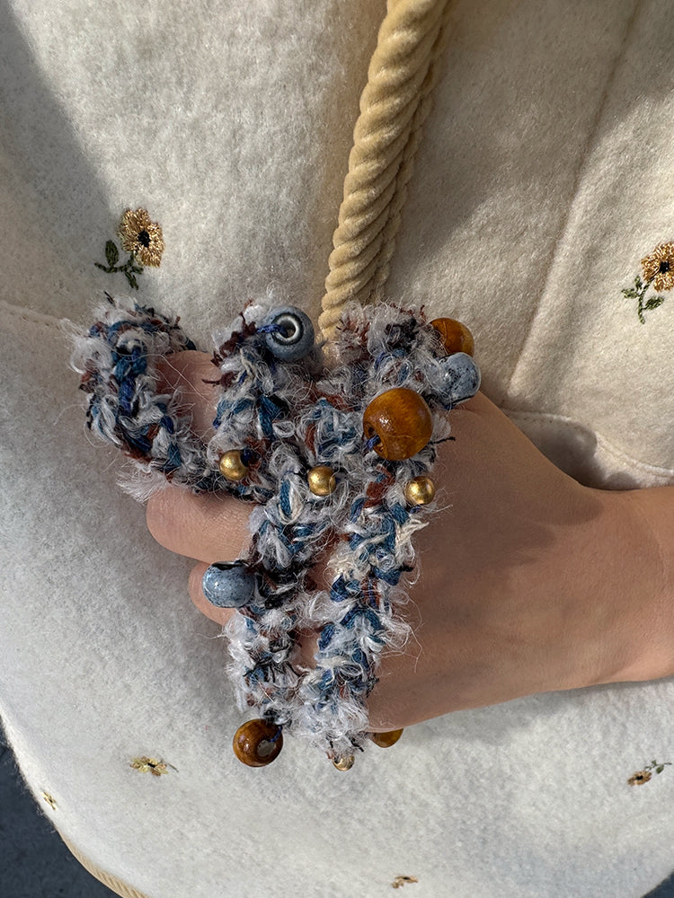 Autumn‘s Tiny Harvest – A Playful Braided Phone Strap with Pom-Pom Charms