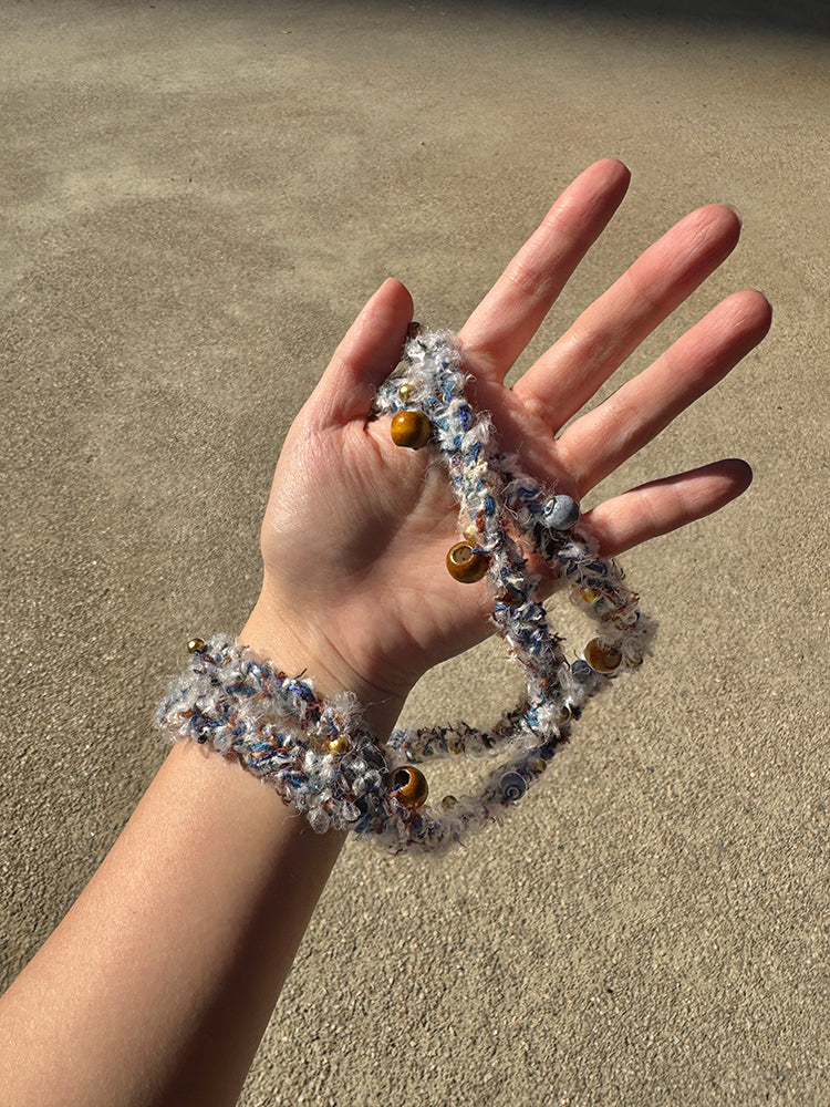 Autumn‘s Tiny Harvest – A Playful Braided Phone Strap with Pom-Pom Charms