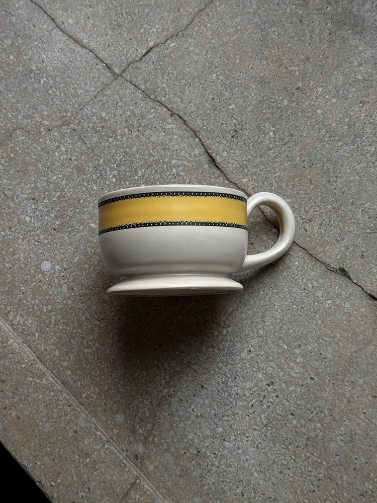 The “Buttercream Ribbon” Mug – A Cozy, All-Day Ceramic Cup