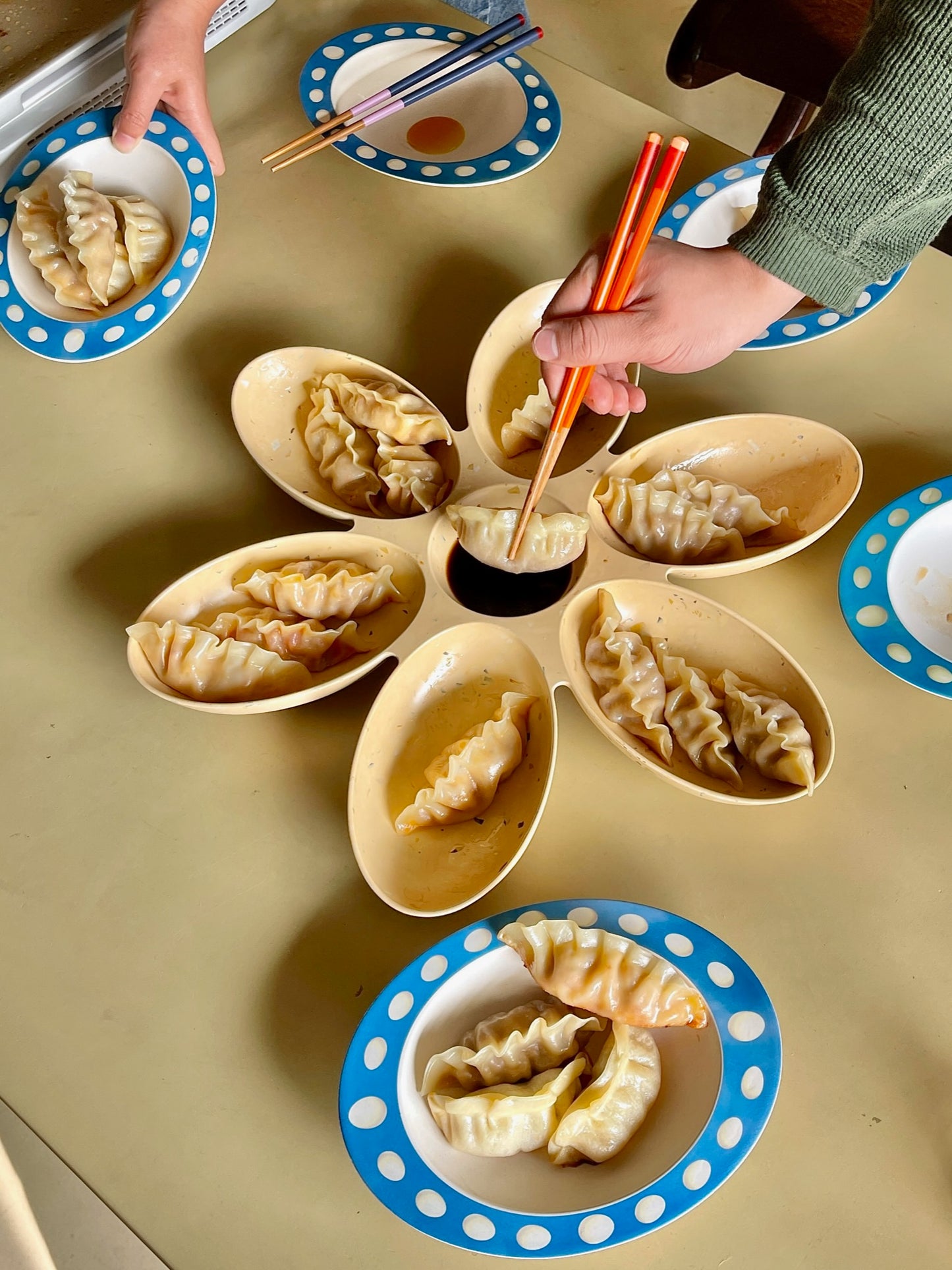 Oval Egg Bamboo Fiber Egg Bowl