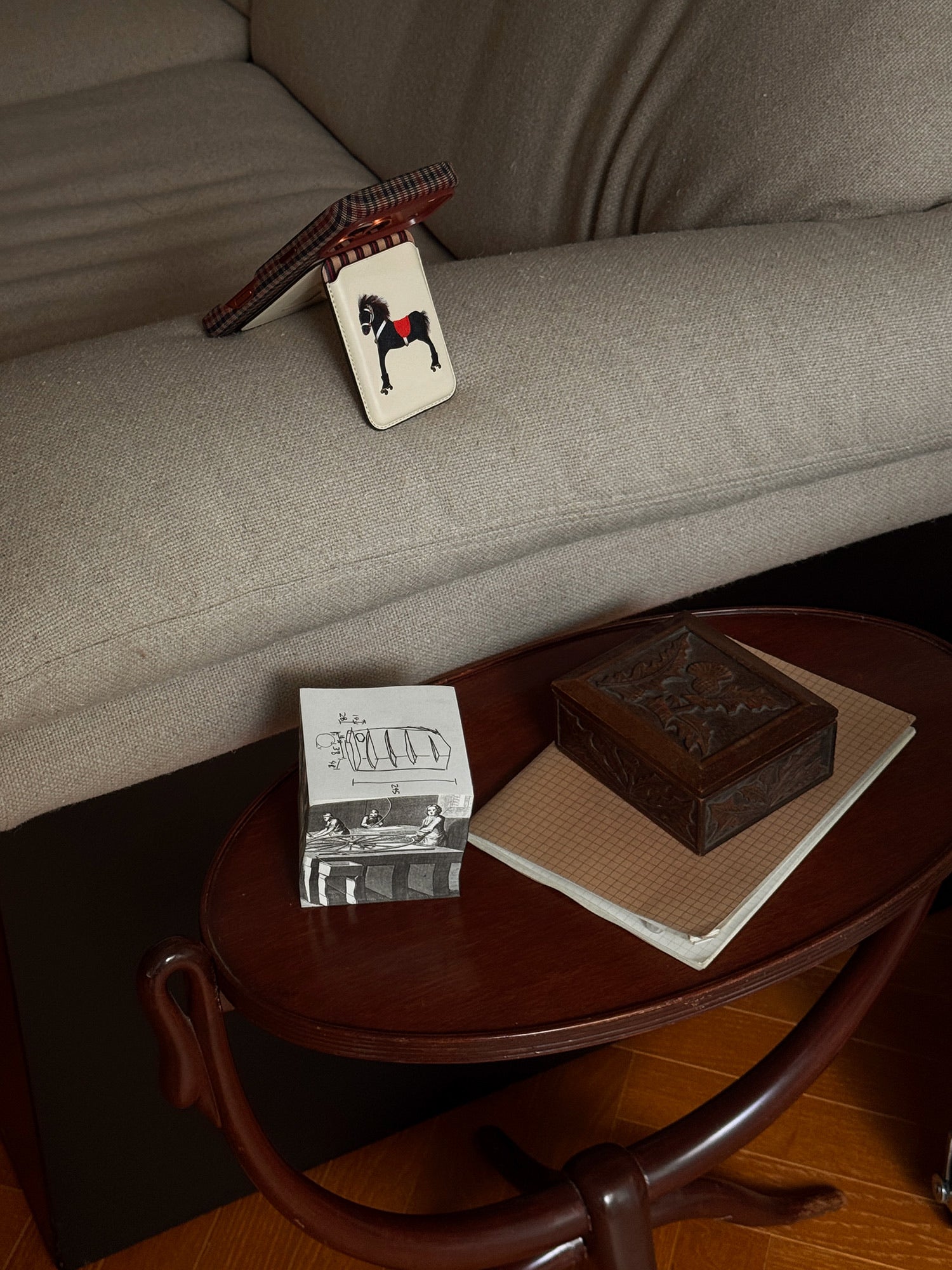 Folding Magic Magnetic Card Holder