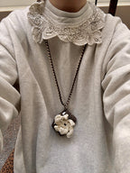Your Earbuds‘ Cozy Sweater - Handmade Floral Charm for AirPods Pro
