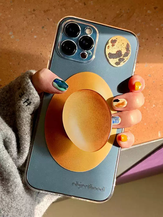 Egg-shaped phone stand